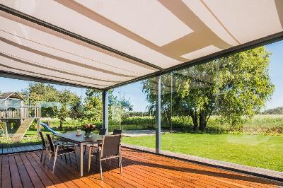 Tischlerei Miebach liefert montiert Terrassendach von Solarlux Glashaus sdl acubis sl20e ref01615 2719 | Zum Vergrößern anklicken